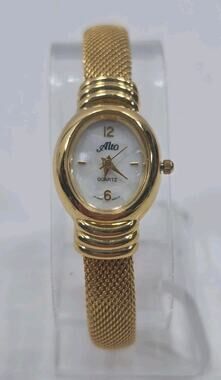 Alto 1820QB Cuff Bracelet Quartz Analog Women's Watch Sz. 6" New Battery W338